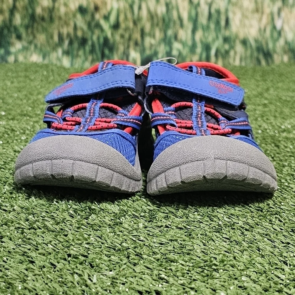 OSHKOSH B'GOSH | 'PAUL' BUMPER TOE SANDALS - NWOT!